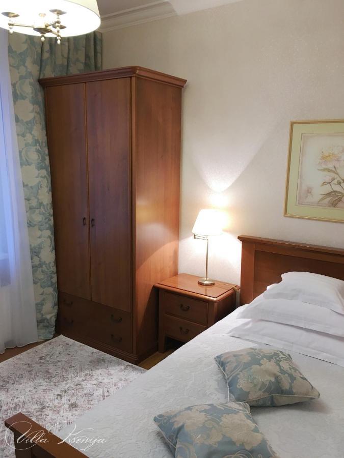 Villa Ksenija 다우가프필스 외부 사진