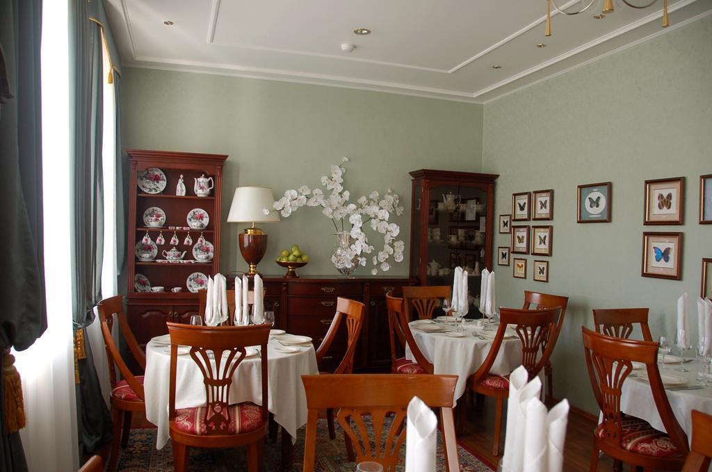Villa Ksenija 다우가프필스 외부 사진